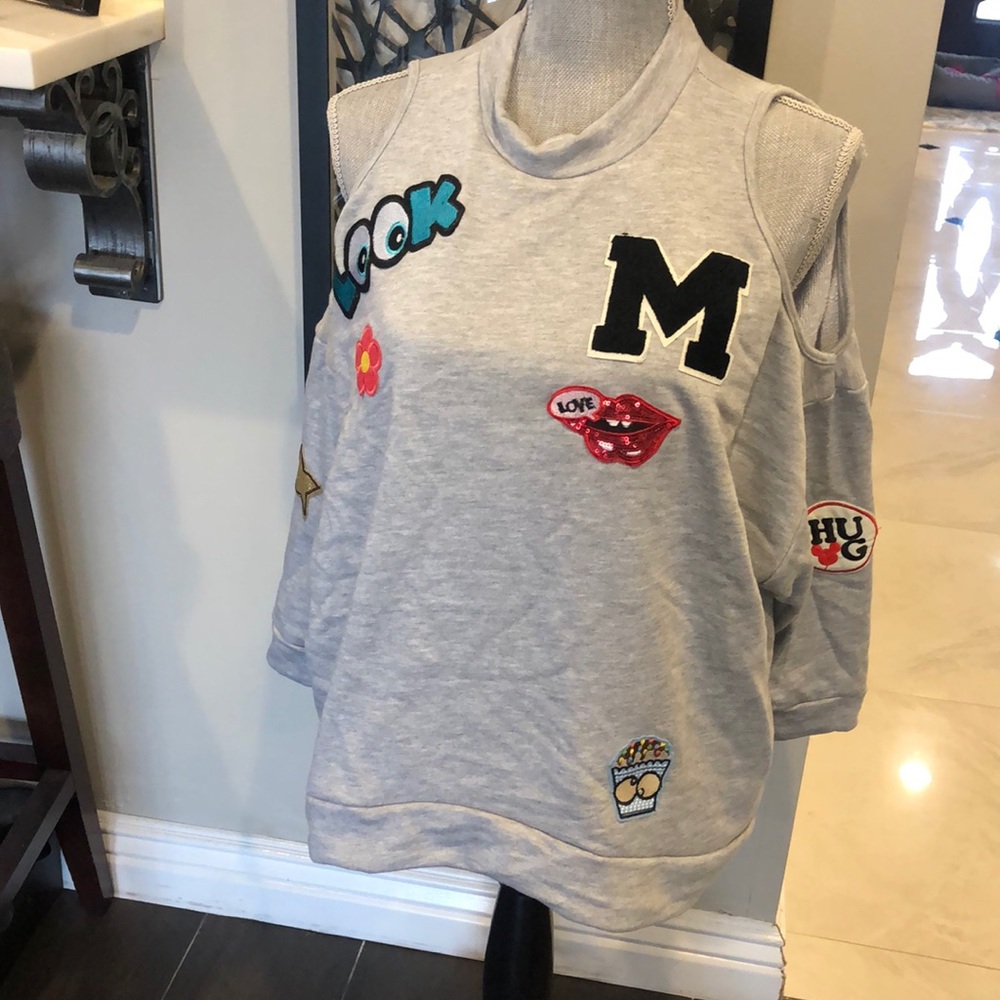 Gray Sweatshirt with Cute Patches from LF, size L
